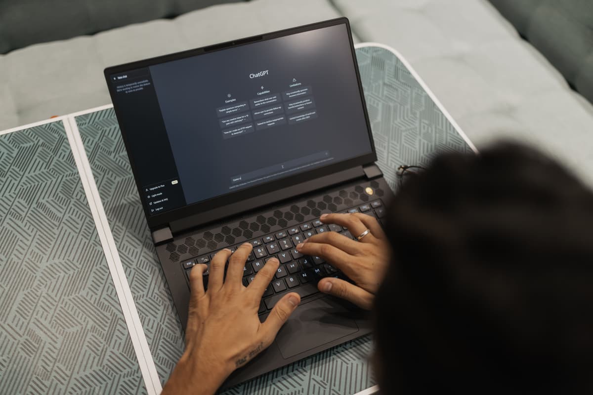 Paket Pengalaman Hibrid Virtual